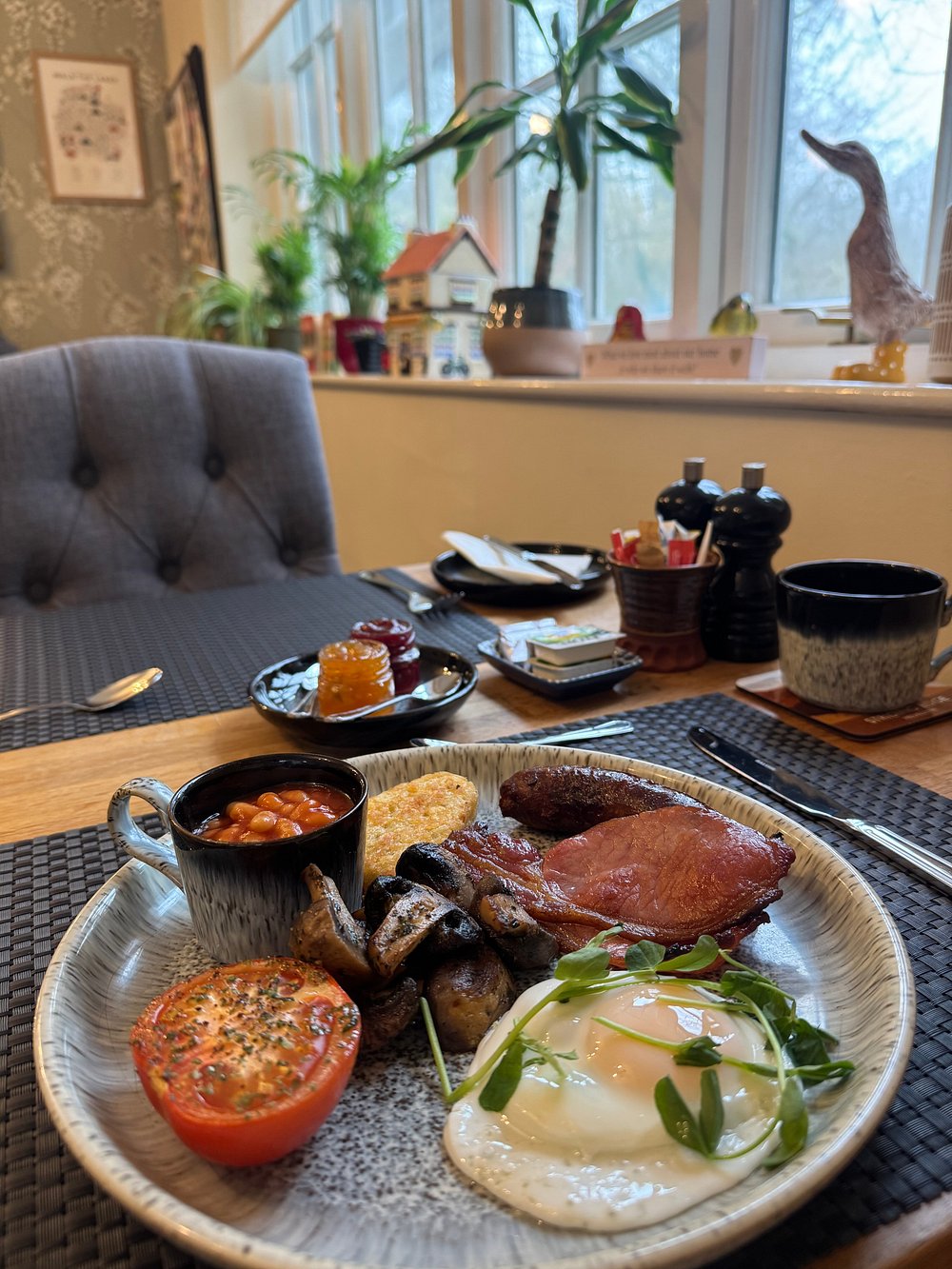 A full Beck Allans breakfast spread
